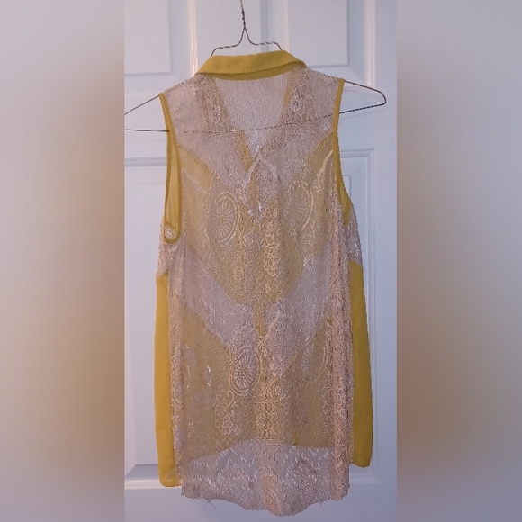 Jealous Tomato S Yellow Cream Lace Panels Hi-lo Button Slvls Collar Sheer Blouse - Picture 16 of 16